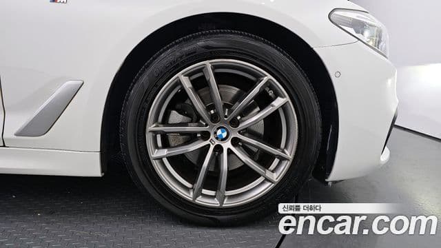 BMW 5시리즈 (G30) 520d M Sport Plus, 2018 все фото