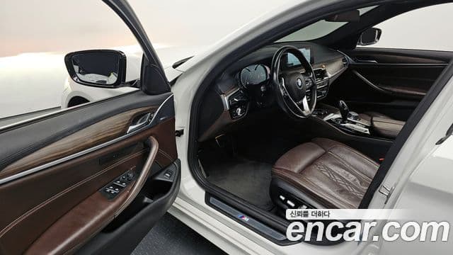 BMW 5시리즈 (G30) 520d M Sport Plus, 2018 11