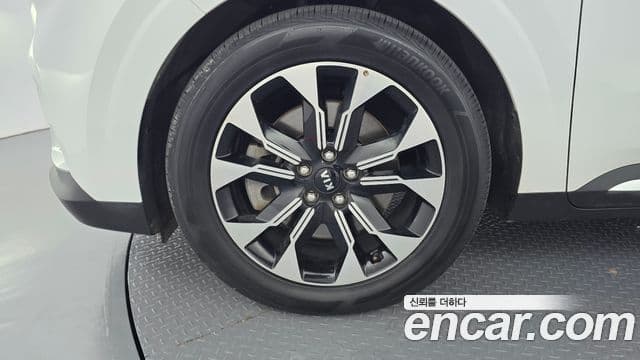 Kia Carnival 4세대 Signature, 2021 все фото