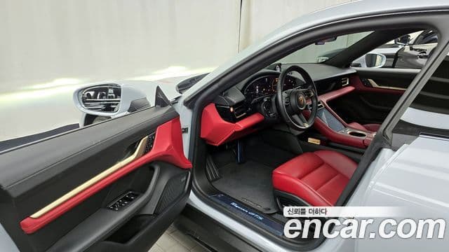 Porsche 타이칸 GTS, 2022 10