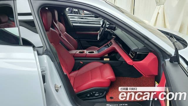 Porsche 타이칸 GTS, 2022 11