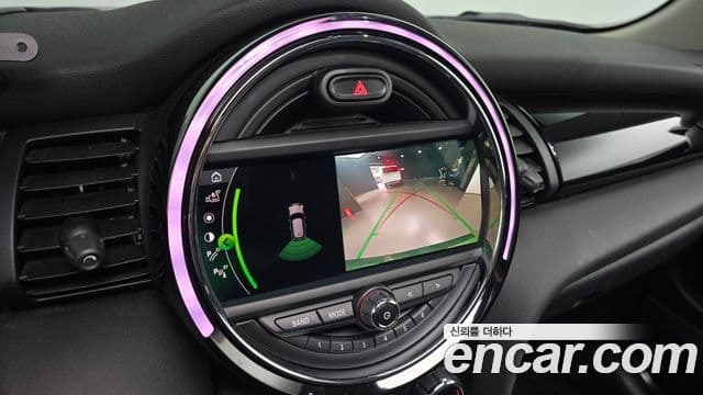 Mini Cooper 3세대, 2020 16