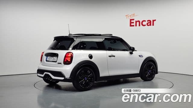 Mini Cooper S 3세대, 2024 2