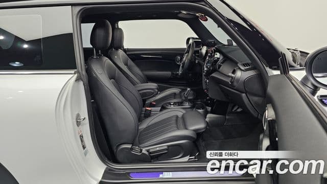 Mini Cooper S 3세대, 2024 11