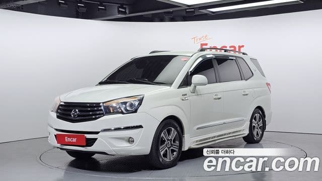 KG모빌리티(SsangYong) Korando 투리스모 4WD GT 9인승, 2015 1