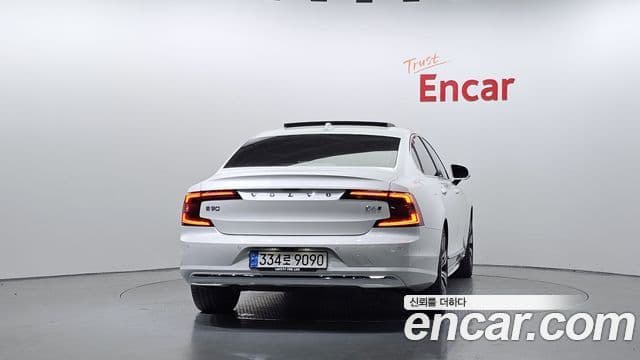 Volvo S90 B6 AWD Ultimate Bright, 2024 4