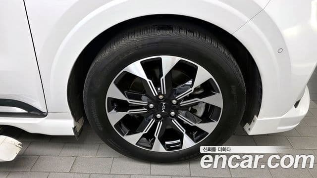 Kia Carnival 4세대 Signature, 2023 все фото
