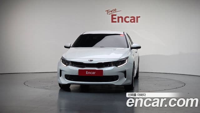 Kia K5 гибрид 2세대 Noblesse, 2017 3