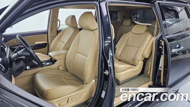 Kia The / новый New Carnival Prestige High Roof, 2019 12