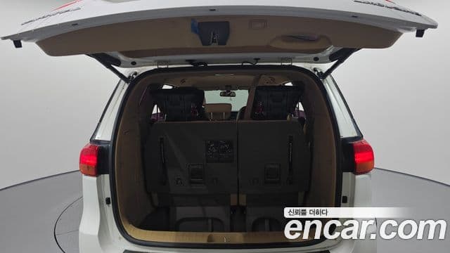 Kia All New Carnival President, 2016 20