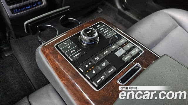 Hyundai Equus(новый кузов / новое поколение) Modern, 2015 18