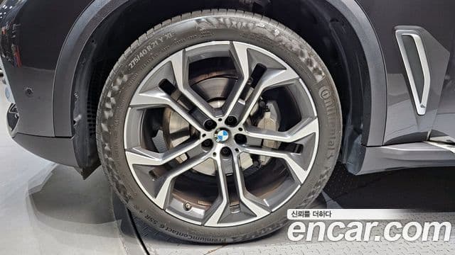 BMW X5 (G05) xDrive 40i xLine, 2023 все фото