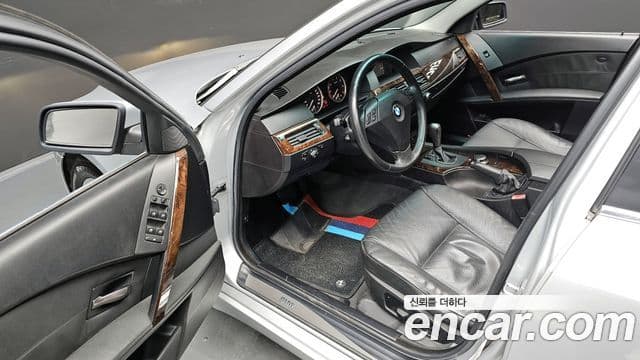 BMW 5시리즈 (E60) 523i седан, 2006 12