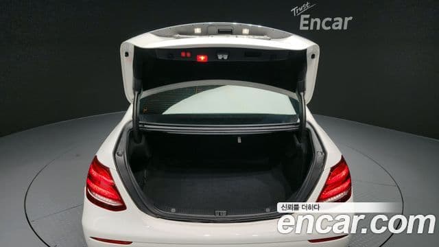 Mercedes-Benz E-класс W213 Avantgarde, 2018 20