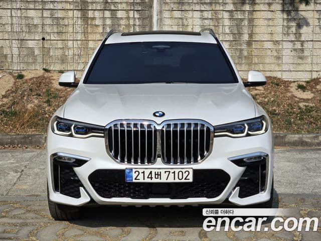 BMW X7 (G07) xDrive 40i M Sport 6인승, 2022 3