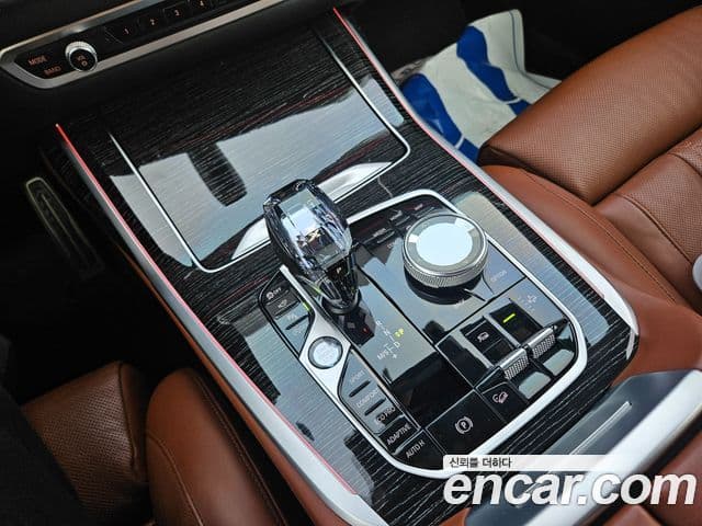 BMW X7 (G07) xDrive 40i M Sport 6인승, 2022 9