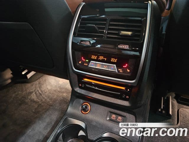 BMW X7 (G07) xDrive 40i M Sport 6인승, 2022 15