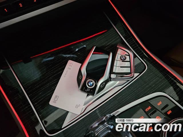 BMW X7 (G07) xDrive 40i M Sport 6인승, 2022 16