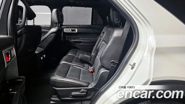 Ford Explorer 6세대 2.3 Limited 4WD, 2020 12