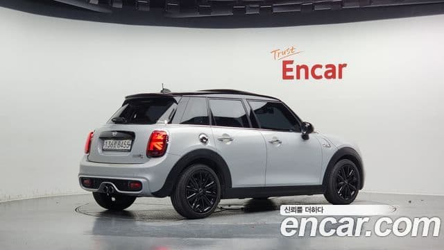 Mini Cooper S 3세대, 2019 2