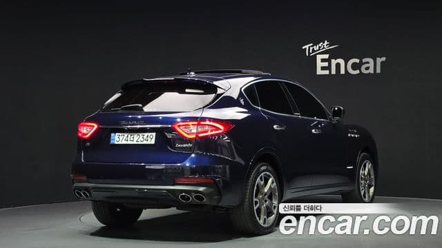 Maserati Levante 3.0 дизель AWD GranSport, 2019 2