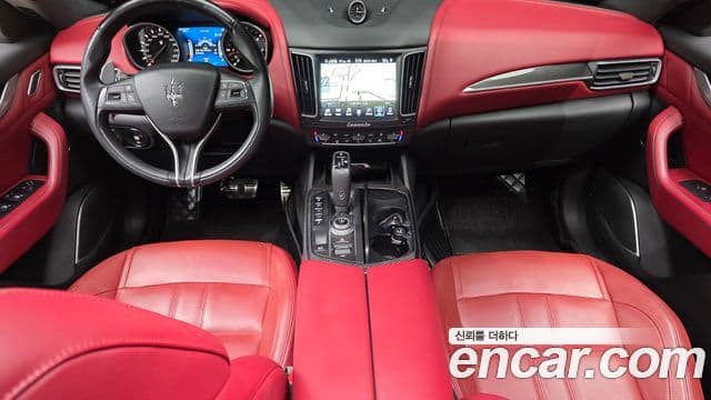 Maserati Levante 3.0 дизель AWD GranSport, 2019 7