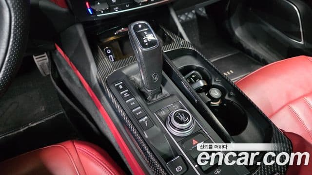 Maserati Levante 3.0 дизель AWD GranSport, 2019 9