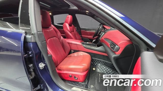 Maserati Levante 3.0 дизель AWD GranSport, 2019 10