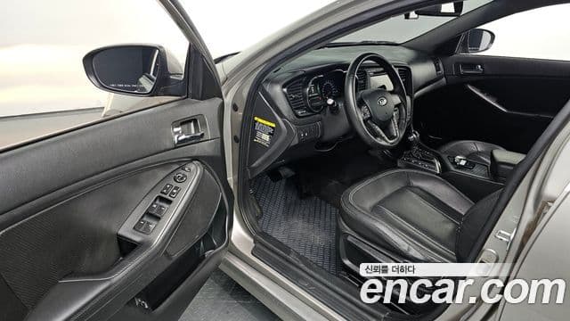 Kia K5 гибрид Luxury, 2012 11