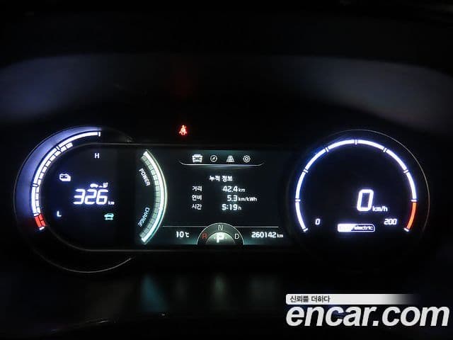 Kia Niro Plus Light (таксомоторный тип), 2023 8