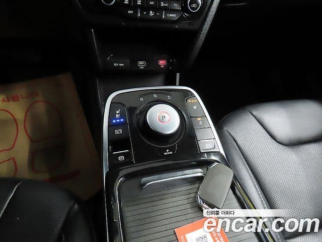 Kia Niro Plus Light (таксомоторный тип), 2023 9