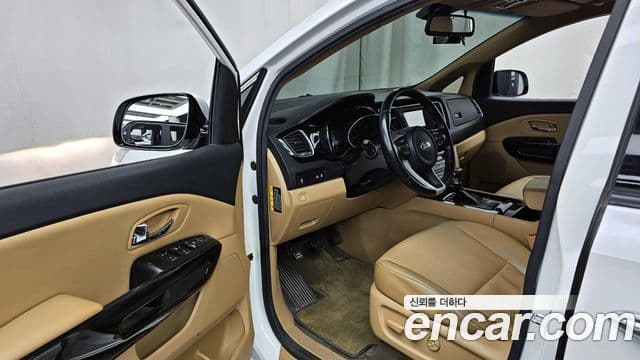 Kia All New Carnival Prestige, 2017 10