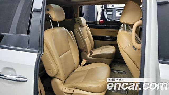 Kia All New Carnival Prestige, 2017 12