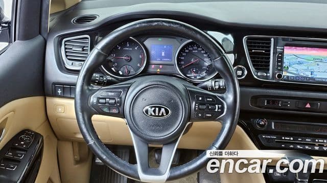 Kia All New Carnival Prestige, 2017 13