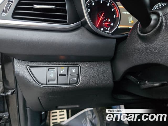 Genesis G70 Sport пакет, 2018 10