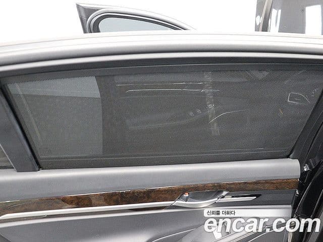 Genesis G90 Luxury, 2019 11