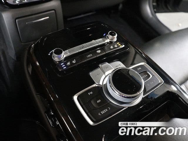 Genesis G90 Luxury, 2019 14