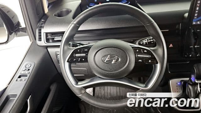 Hyundai Staria компания по спецнадстройкам, 2022 13