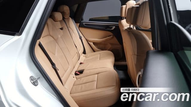 Porsche Macan 95B, 2018 12