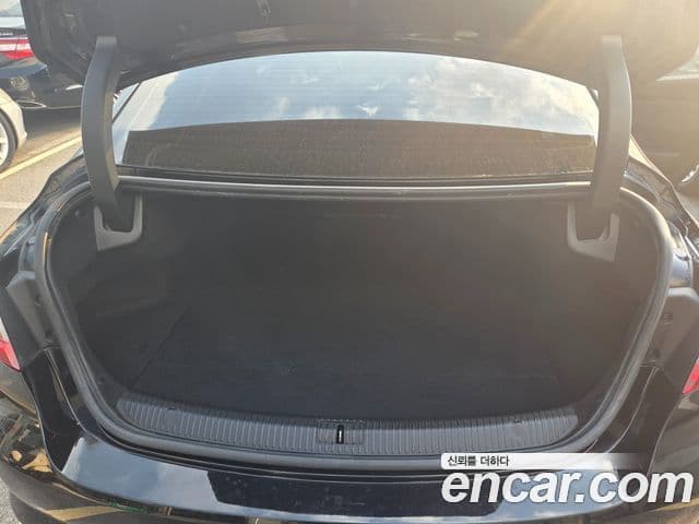 Renault Korea(Samsung) SM6 2.0 LPe RE (для людей с инвалидностью), 2017 8