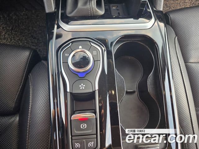 Renault Korea(Samsung) SM6 2.0 LPe RE (для людей с инвалидностью), 2017 16