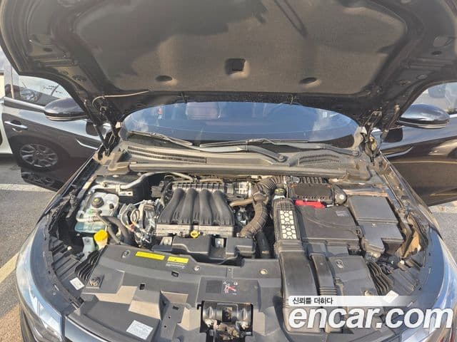 Renault Korea(Samsung) SM6 2.0 LPe RE (для людей с инвалидностью), 2017 17