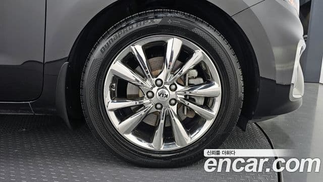 Kia The / новый New Carnival President, 2019 все фото