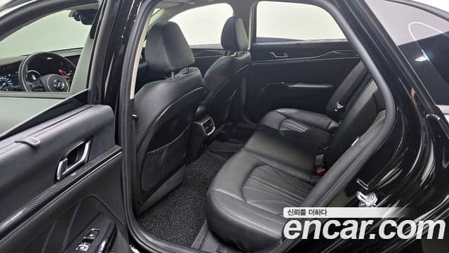 Kia K5 3세대 Signature, 2020 11