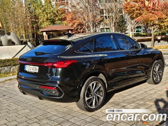 Audi Q5 (80A) 40 TDI Quattro S Line Sportback, 2025 2