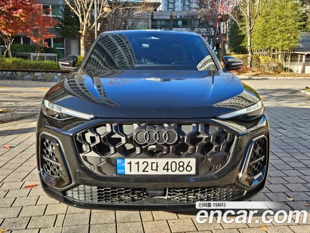 Audi Q5 (80A) 40 TDI Quattro S Line Sportback, 2025 3