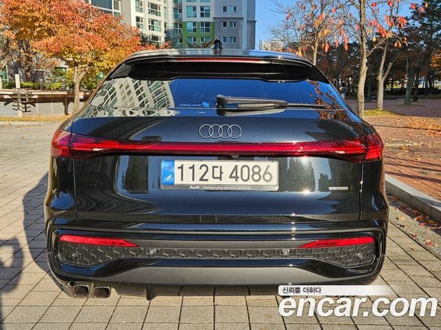 Audi Q5 (80A) 40 TDI Quattro S Line Sportback, 2025 4
