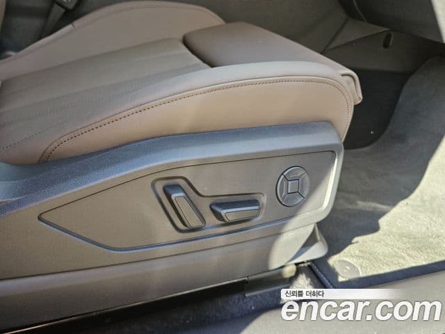 Audi Q5 (80A) 40 TDI Quattro S Line Sportback, 2025 16