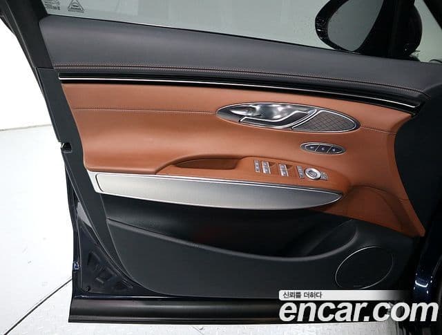 Genesis GV70, 2021 13