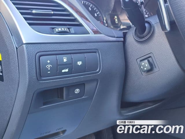 Hyundai Genesis DH Premium, 2016 10